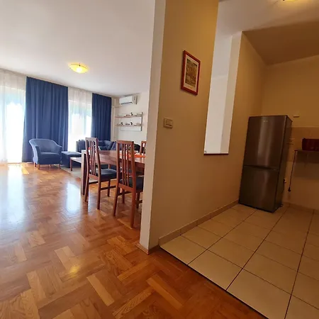 Apartment Sfinga Verudela V *